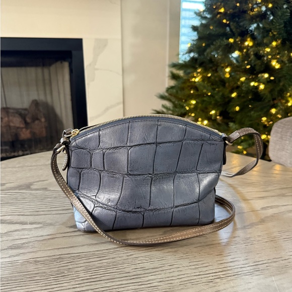 Authentic Dooney & Burke in excellent condition! - Picture 3 of 7